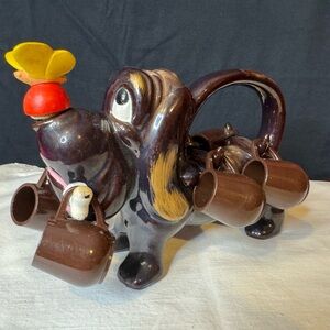 Dog Decanter with 6 shot glasses